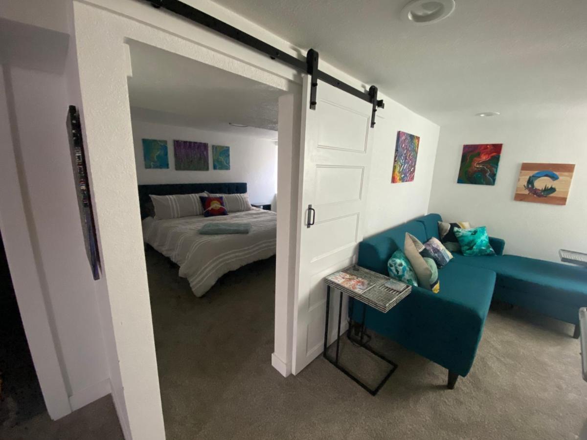 Artsy Platt Park Suite, Quick Mountain Access! Denver Luaran gambar